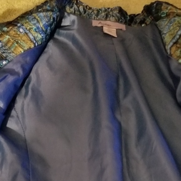 Jacket - Picture 7 of 7